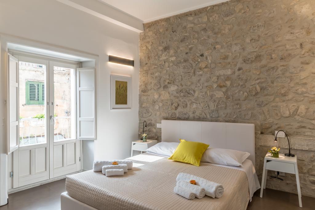 Terrazza Dei Sogni Bed & Breakfast Рагуза Стая снимка